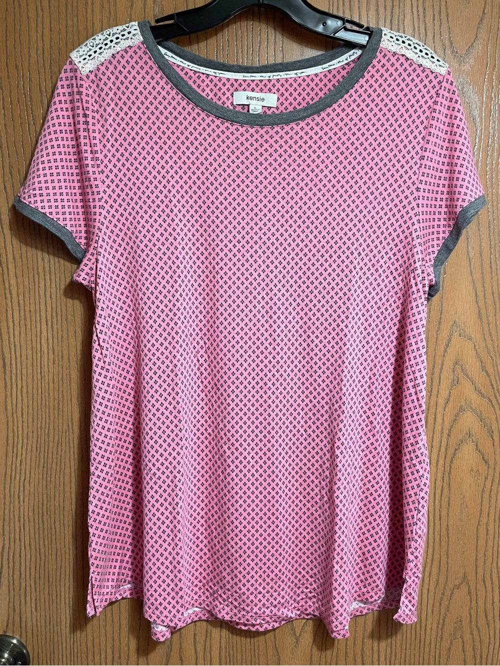 Kensie Pink Short-Sleeve Tee with Gray Trim & Lace Shoulders